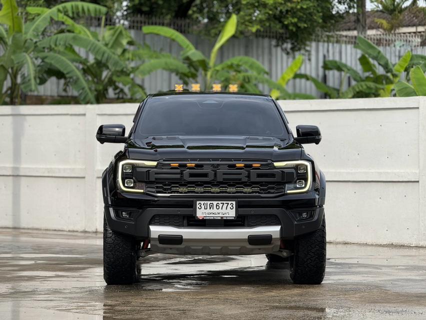 FORD RANGER, 3.0 RAPTOR ECOBOOST 4WD เบนซิน โฉม DOUBLE CAB สีดำ เกียร์ออโต้ 10 สปีด  มือเดียวป้ายแดง ปี2022 🚀🚀 เลขไมล์ 65,500  km.♦️วารันตีศูนย์ 5 รูปที่ 4