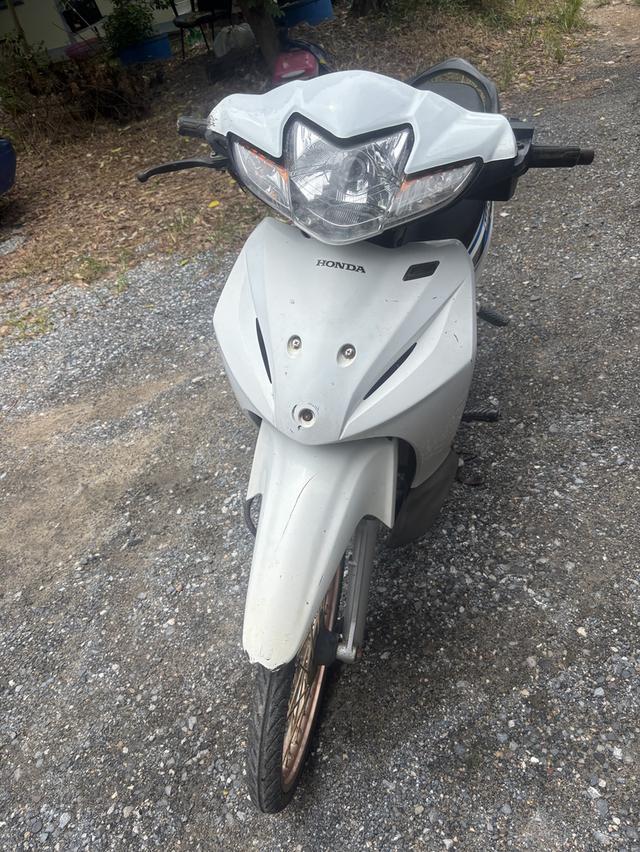 110i 2012 มีแต่เล่มขับได้ครับ