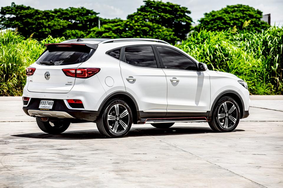 MG ZS 1.5 X Sunloof ปี 2020 สีขาว มือเดียวป้ายแดง