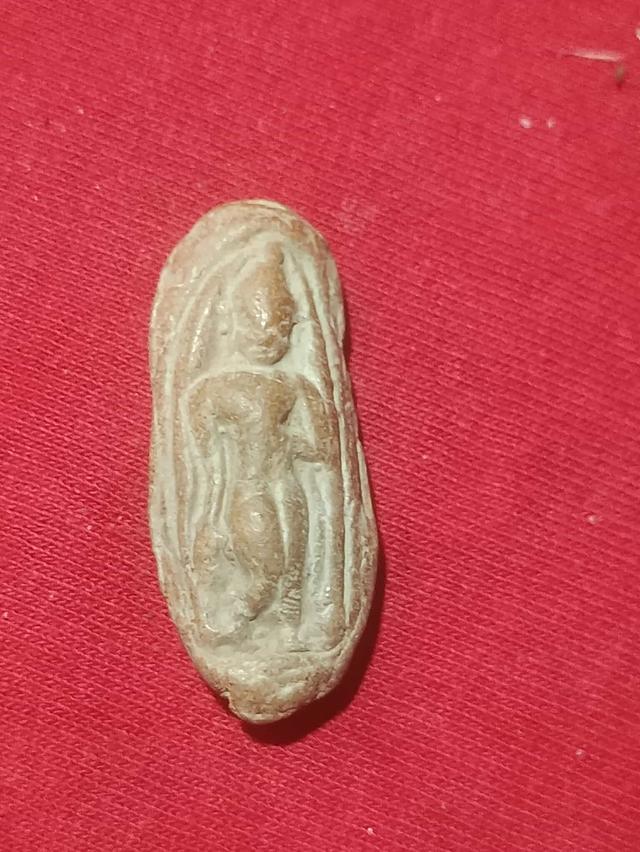 พระกรุปางลีลาเม็ดขนุน 5