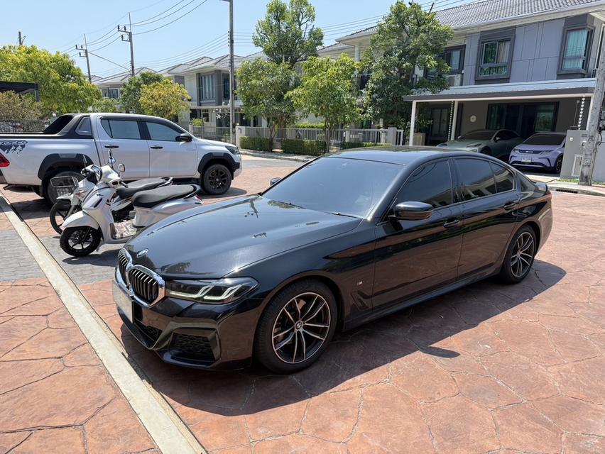 รหัสรถ KPV1155 2021 จด22 BMW 520d M Sport รูปที่ 8