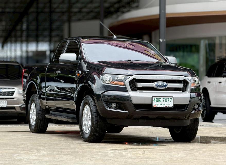 ปี 2018 FORD RANGER, 2.2 XLT โฉม HI-RIDER OPEN CAB สีดำ เกียร์ออโต้ มือเดียวป้ายแดง