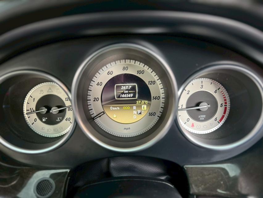 ปี 2012 BENZ CLS-CLASS, 250 โฉม W218 ปี11-18สีน้ำตาล เครื่องดีเซล 16
