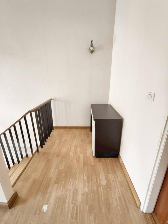 MTR107 ให้เช่าทาวน์โฮม 3.5 ชั้น The Attic Lite แจ้งวัฒนะ ซอยแจ้งวัฒนะ 24 อยู่หลังเซ็นทรัล แจ้งวัฒนะ เดินไป MRT ได้ ใกล้ทางด่วน 6