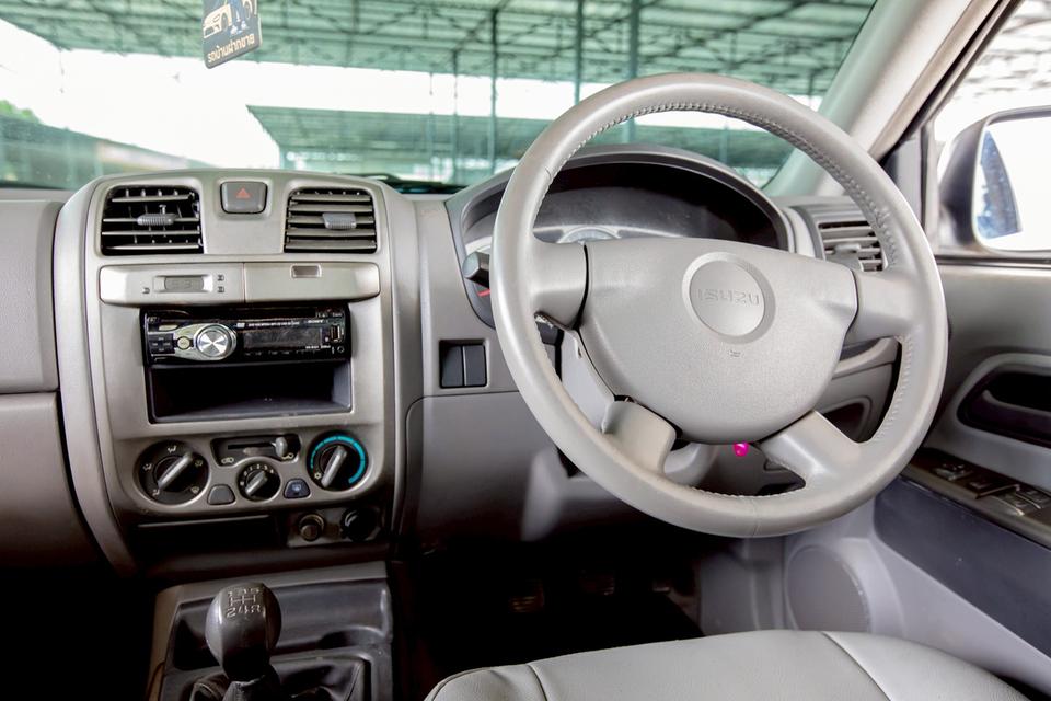 Isuzu D-Max 2.5 SLX Space Cab เกียร์ธรรมดา สีน้ำตาล ปี 2005 17
