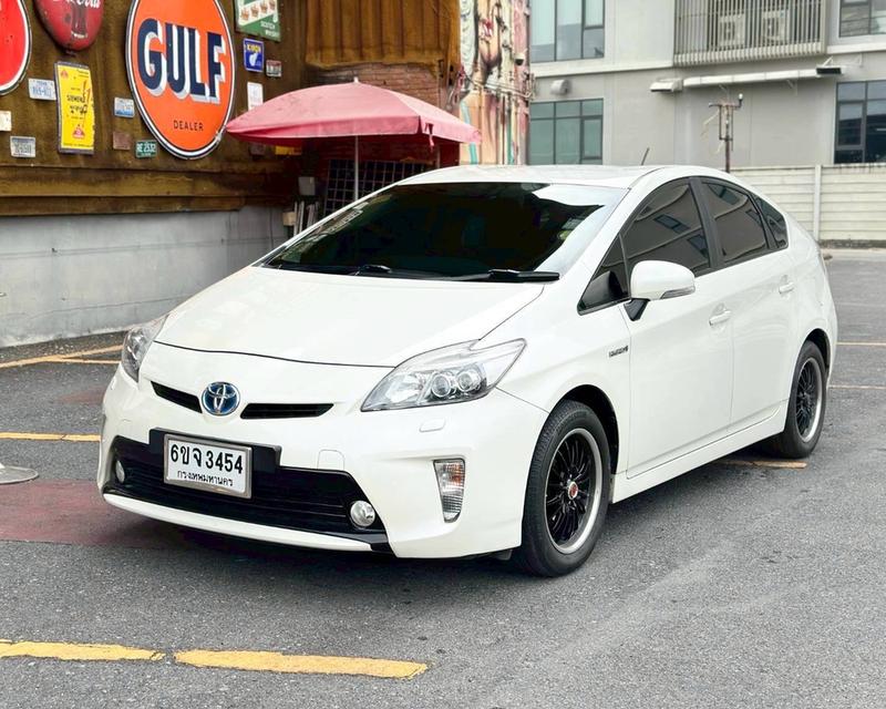 รหัสรถ QT3454 Toyota Prius 1.8 Hybrid เกียร์ออโต้ สีขาว ปี 2012