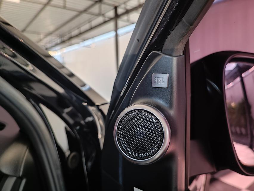 รถยนต์มือสองพร้อมใช้งาน 15