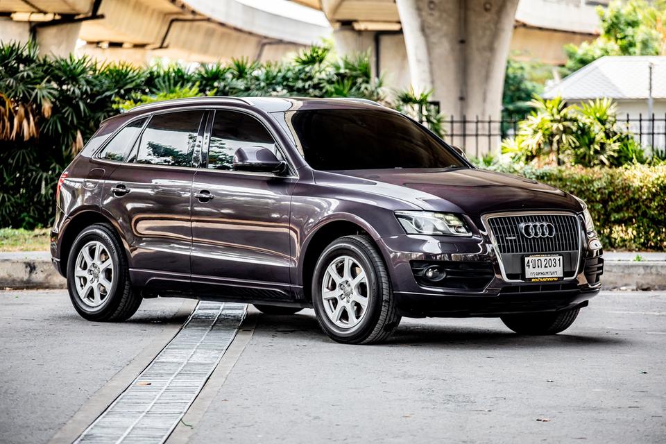  AUDI Q5 2.0T FSI Quattro Sunroof สีเทา ปี 2010  4