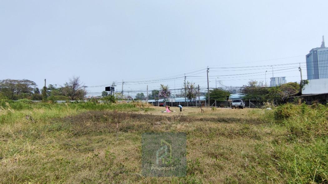ขาย ที่ดิน 1-0-25 ไร่ ถ. แจ้งวัฒนะ นนทบุรี หน้ากว้าง ทำเลดี ห่างสถานีรถไฟฟ้าเพียง 200 เมตร 2