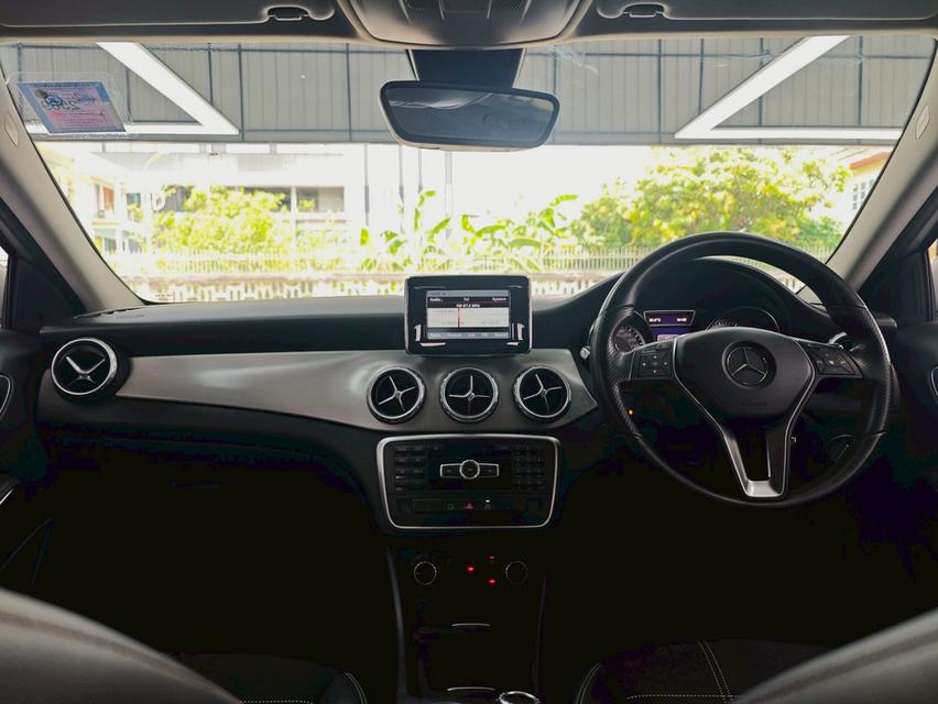 Mercedes Benz GLA 200 W156 ปี 2015 รูปที่ 10