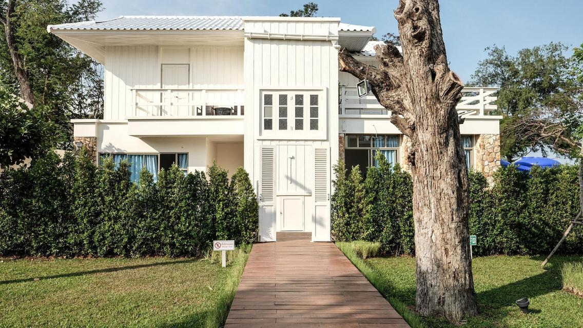 (De Chaochom Hua Hin)/Chantra Room / 1 may 26 - 31 oct 26