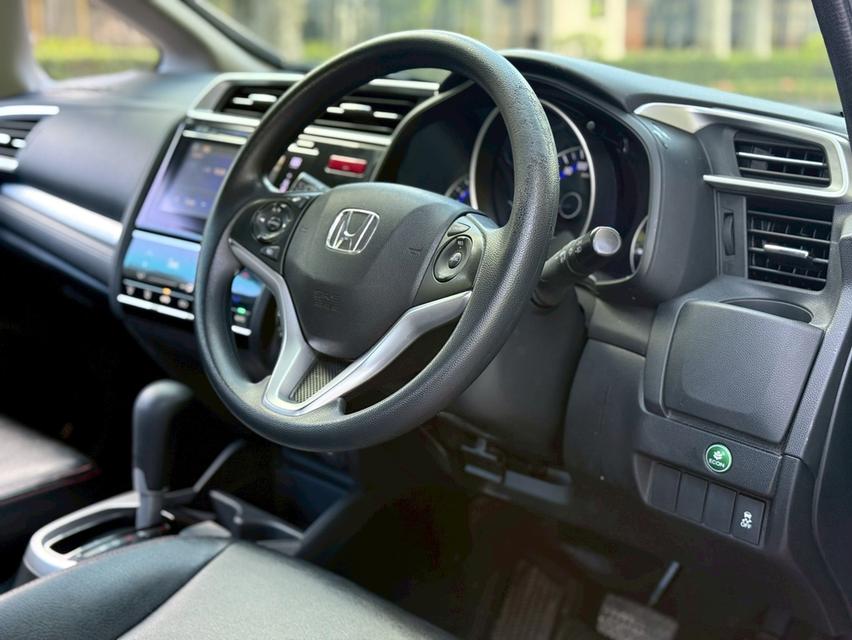 รหัสรถ PJP758 2015 HONDA JAZZ 1.5 SV i-VTEC 12