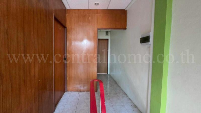 อาคารพาณิชย์ 4 ชั้น บ้านอมรชัย 3 บรมราชชนนี ห้องมุม ต่อเติมครบ ราคาถูก 9