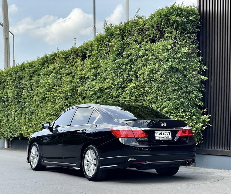 รหัสรถ AP9069 Honda Accord 2.0 EL ปี 13
