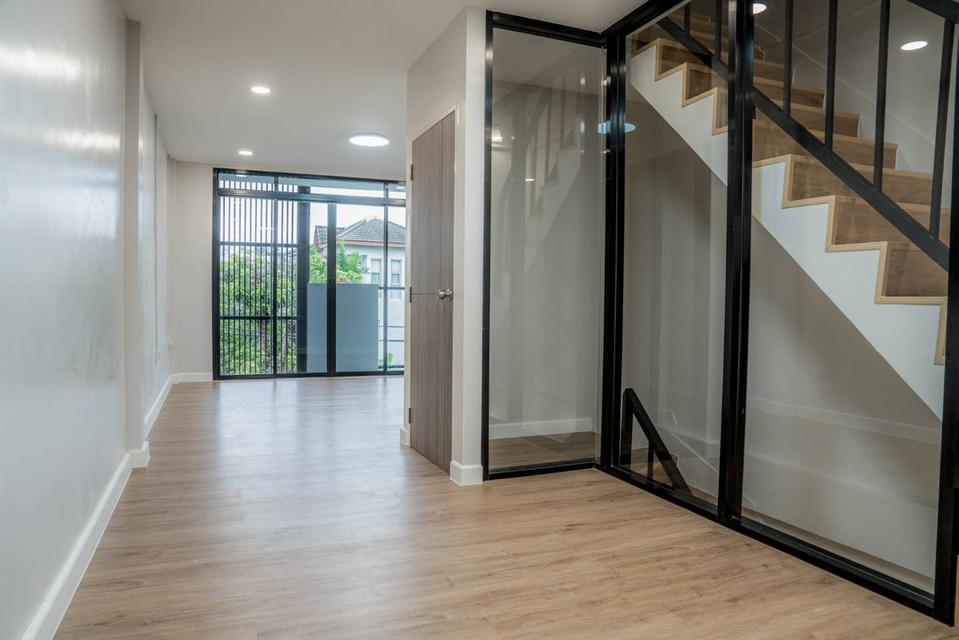 ขายบ้านทาวโฮมเอกมัย สุขุมวิท65 ปรีดีพนมยงค์15 Townhome 4ชั้น ใกล้ BTSเอกมัย ทองหล่อ พระโขนง 3 ห้องนอน 4ห้องน้ำ ทำใหม่พร้อมอยู่ ใกล้พระราม4 0879074045 12