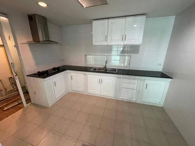 PB5966ให้เช่า ทาวน์โฮม 3ชั้น รีโนเวทใหม่ หมู่บ้านสัมมากร ซอยรามคำแหง110 เขตสะพานสูง ใกล้รถไฟฟ้าสายสีส้ม 4