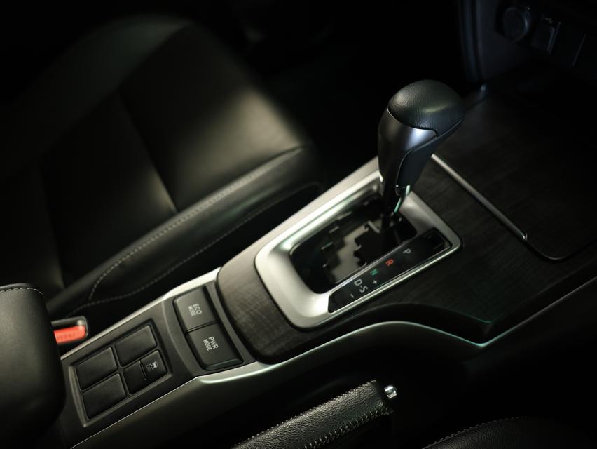 2021 Toyota FORTUNER 2.4 (ปี 15-25) V 4WD SUV AT รูปที่ 12