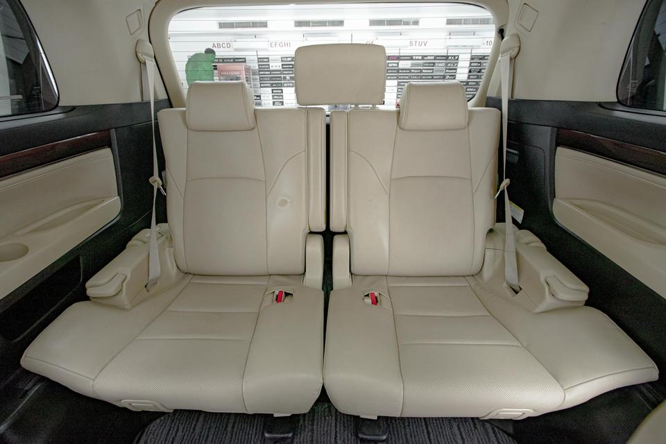 TOYOTA ALPHARD 2.5 HYBRID ปี2015 สีดำ รูปที่ 19