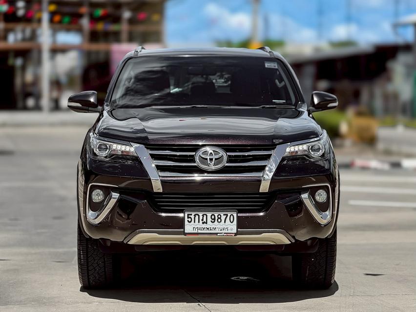 🚗 TOYOTA FORTUNER 2.8 V  ขับ4 เกียร์ออโต้ ปี 2016  ฟรีเงินดาวน์ รูปที่ 3