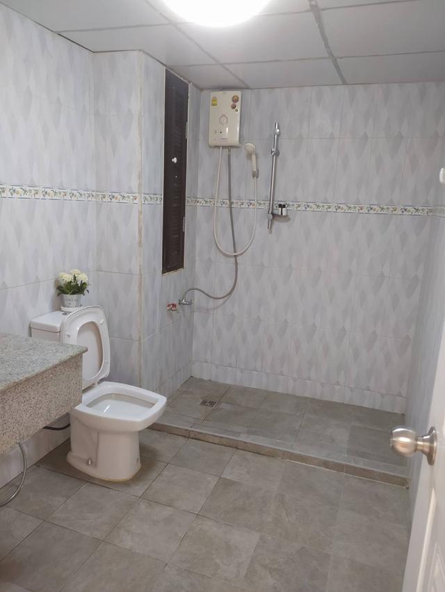 พัฒนฉัตร สวีท คอนโดมิเนียม 7