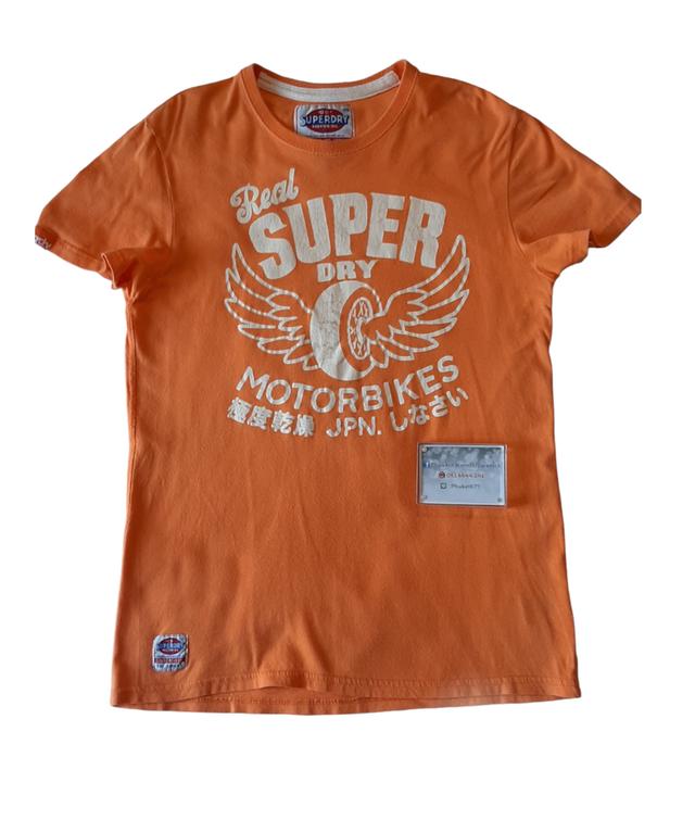 เสื้อยืด Superdry Size M มือสอง แท้สภาพใช้งาน
