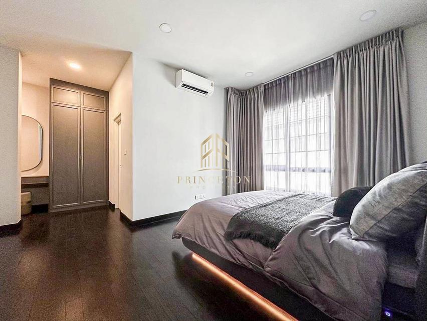 Luxury English-Style Detached House The City Bangna 2 18