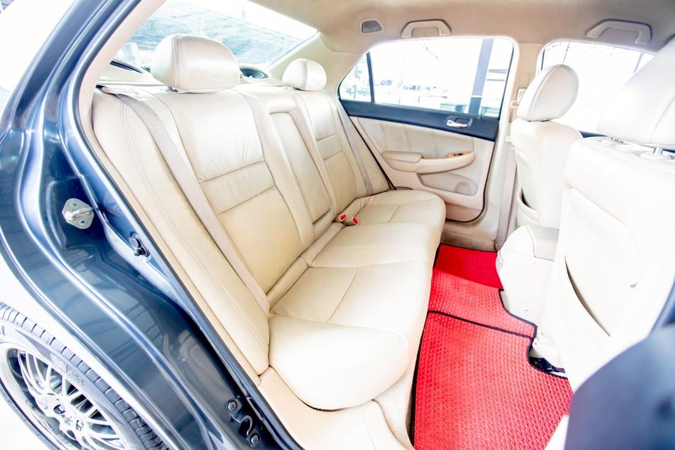 รหัสรถ GT3740 #Honda #Accord 2.4 ปลาวาฬ  ปี 2003 สีเดิมๆสวยๆ 12