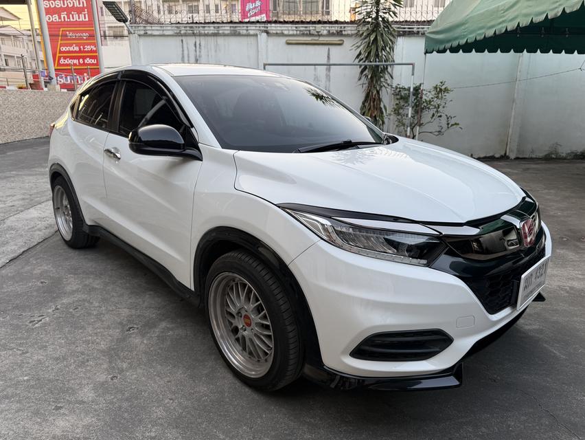 ปี 2019 HONDA HRV, 1.8 RS ตัวTopสุด สีขาวมุก เกียร์ออโต้ รูปที่ 2