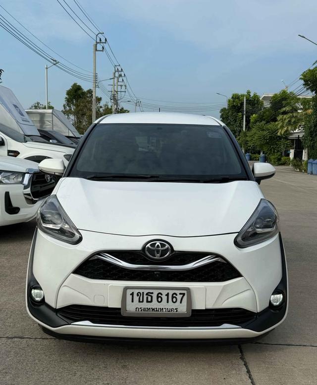 ขายด่วน Toyota Sienta ปี 2020 รถมือสองสภาพดี