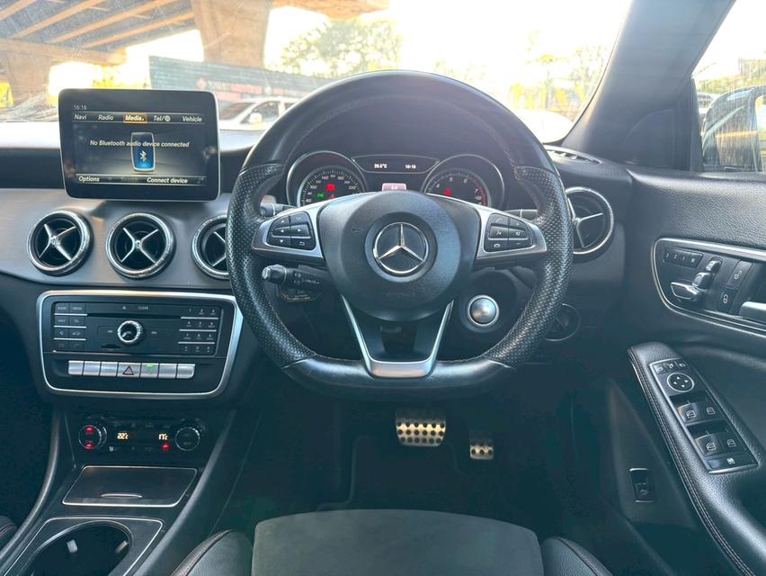 ขายรถ Benz CLA 250 AMG Facelift W117 ปี 2018 สีขาว เกียร์ออโต้ รูปที่ 15