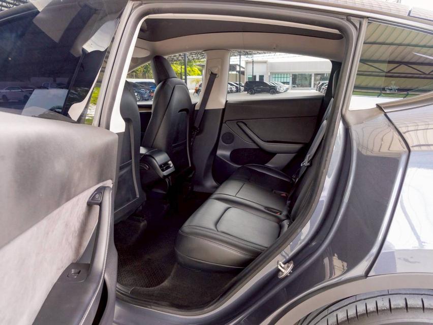 Tesla Model Y Rear-Wheel Drive ปี จด 2023 16