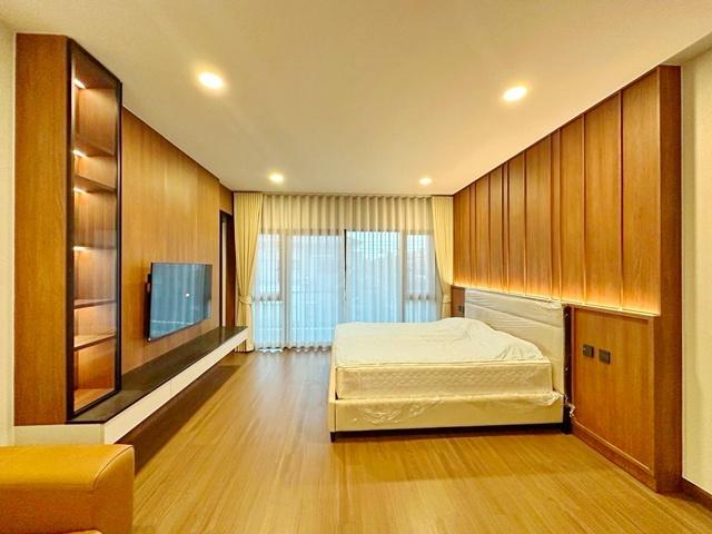 MEGAบางนา 700ม. MRT ศรีลาซาล 4.4 กม.ให้เช่าบ้านใหม่สุดหรู 2 ชั้น 95ตร.วา. 330ตร.ม. หรูหรา พร้อมเฟอร์ฯ 6แอร์ 4-5นอน 5 น้ำ 6