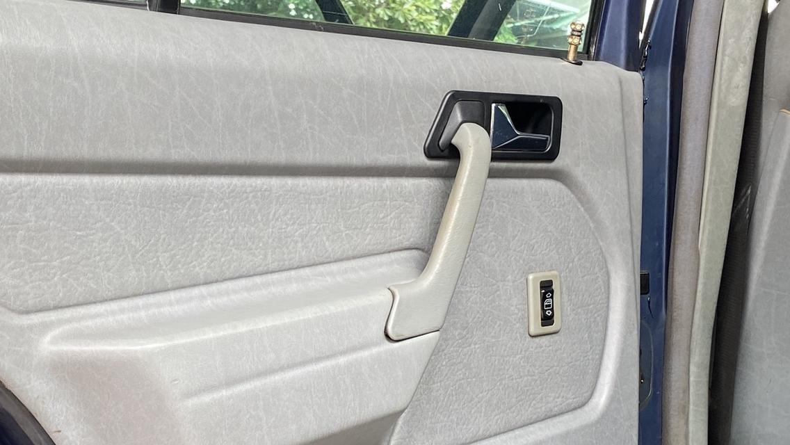 ฺBaby Benz 190E รถสวยในตำนาน รูปที่ 5