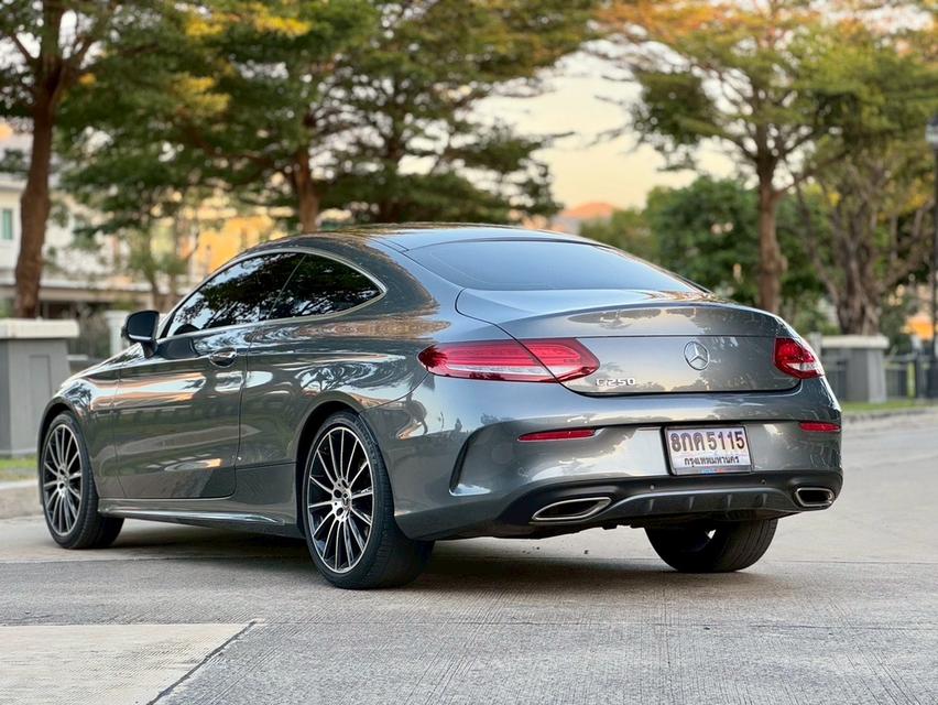รหัสรถ AVA5115 💢 Benz C250 Coupe AMG Dynamic รุ่น Top หลังคาแก้ว ปี 2018 W205