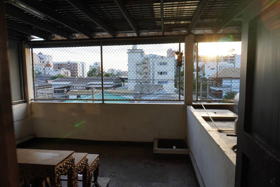 🏢 ให้เช่าตึกแถว ซอยสุขุมวิท 42 BTS เอกมัย 350 ม. - 3 คูหา 4 ชั้น 792 ตรม. 5