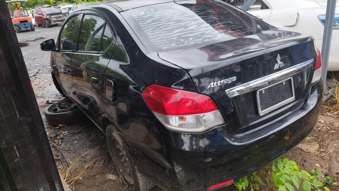 แยกอะไหล่แอททราจ  0638052894 2