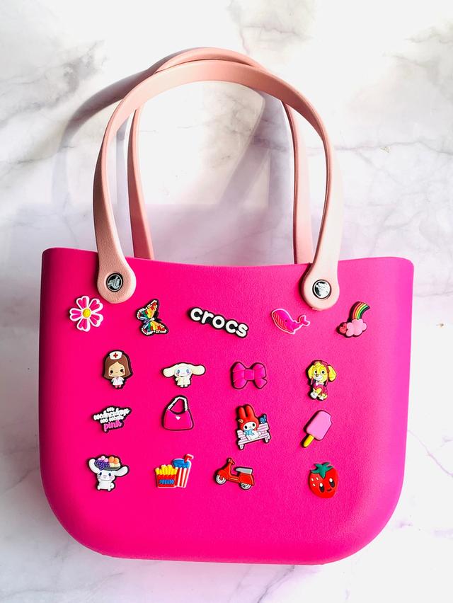 Crocs beach bag 3