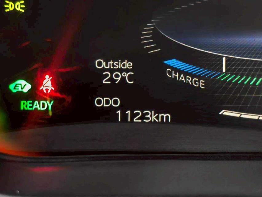 2025 TOYOTA YARIS CROSS HEV PREMIUM