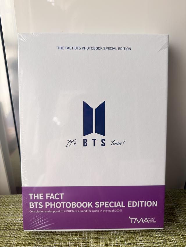 Photobook BTS"2020 The Fact BTS Photobook Special Edition"
