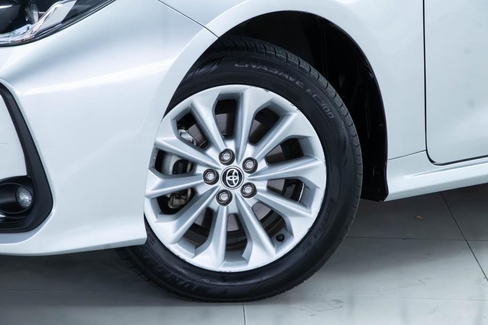 รหัสรถ 2A782  ALTIS 1.8 HYBRID ENTRY 8