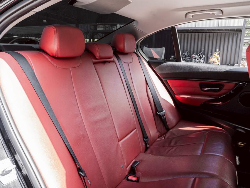รหัสรถ 67GG3048 🔥 BMW 320d M Sport ปี 2014 (F30) 🔥 รูปย่อยที่ 2