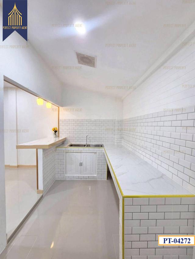 ขาย ทาวน์เฮ้าส์ ปิยะวรารมย์ ไทรน้อย ตกแต่งใหม่ ราคาย่อมเยาว์ 8