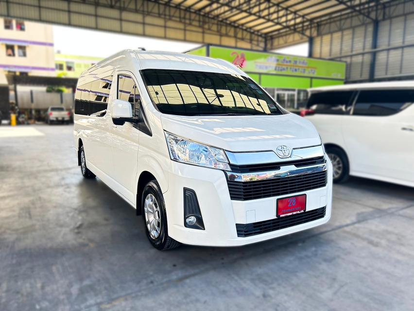 TOYOTA COMMUTER 2.8 AT 2020 2