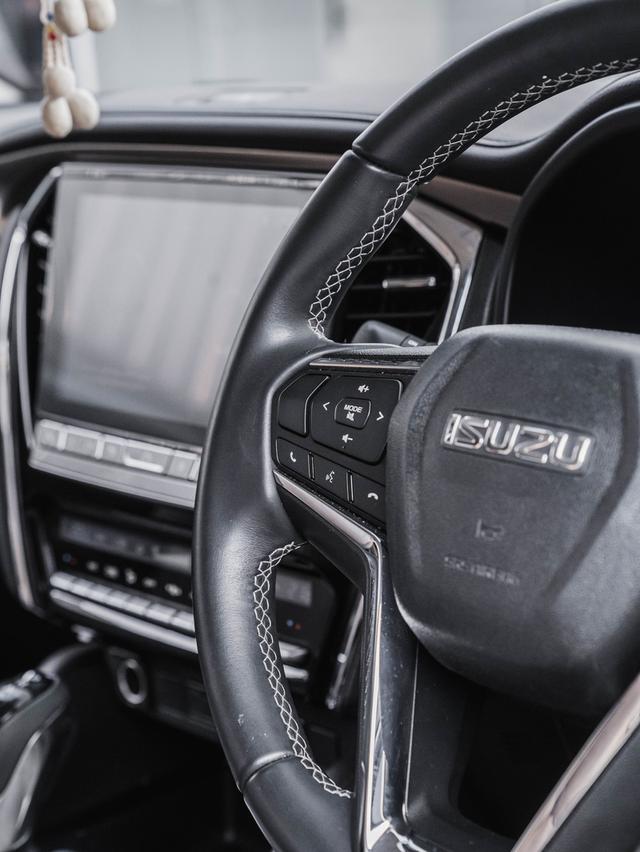รหัสรถ 67GG5959 ISUZU ALLNEW MU-X 3.0 ELEGANT 2023 13