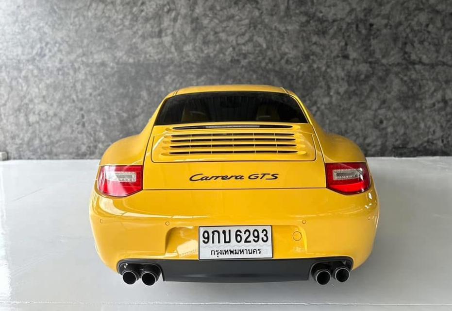 Porsche 997 Carrera สีเหลือง 4