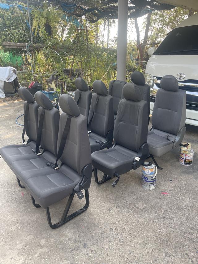 เก้าอี้นั่งรถตู้ 3 แถว รูปที่ 6
