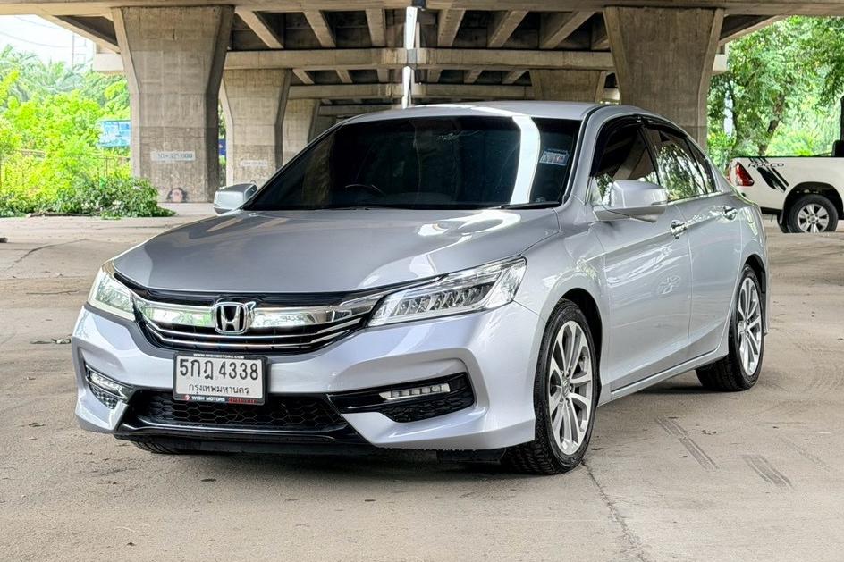 2016 Accord 2.0 EL AT รุ่นท๊อป ออฟชั่นครบ พร้อม Sunroof