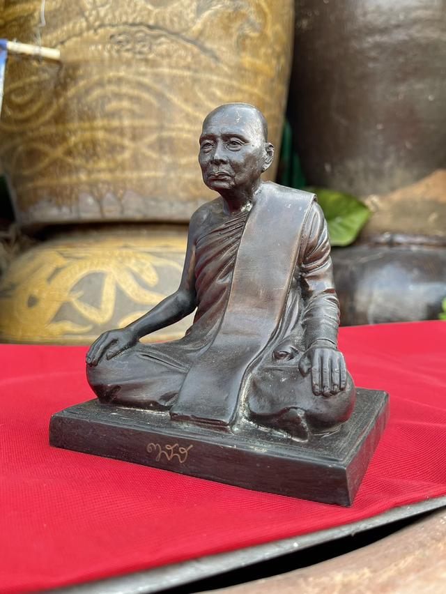 สมเด็จพระสังฆราช สมเด็จพระญาณสังวร ญสส หน้าตัก5นิ้ว เนื้อทองเหลือง รุ่นฉลองพระชันษา รูปที่ 4