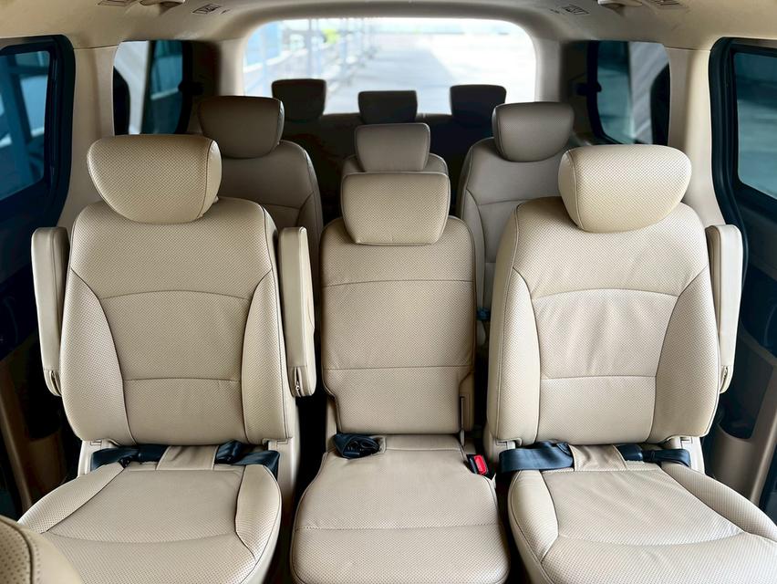 HYUNDAI H-1 2.5 Elite ปี 2018 เครื่องดีเชล  15