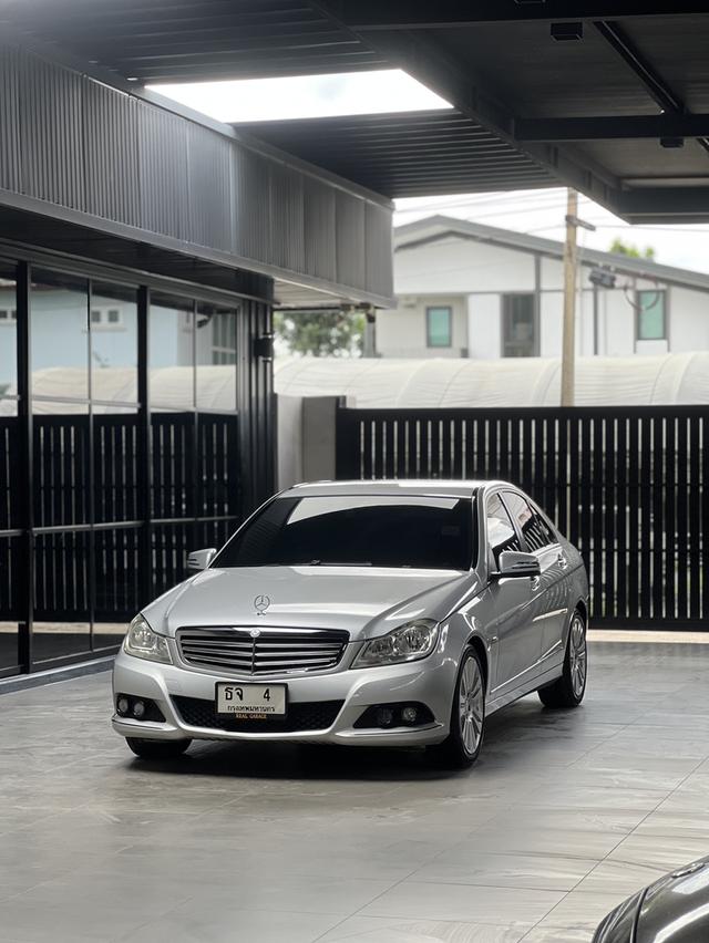 Benz C200